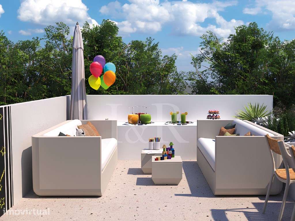 Villa T3+1 com piscina aquecida e áreas exteriores em Campo de Ourique - Grande imagem: 2/20
