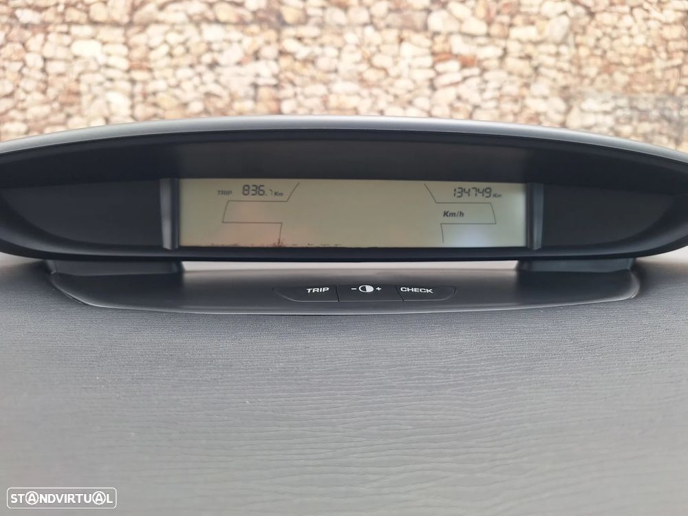 Citroën C4 1.6 HDi 110 SX Pack - 14