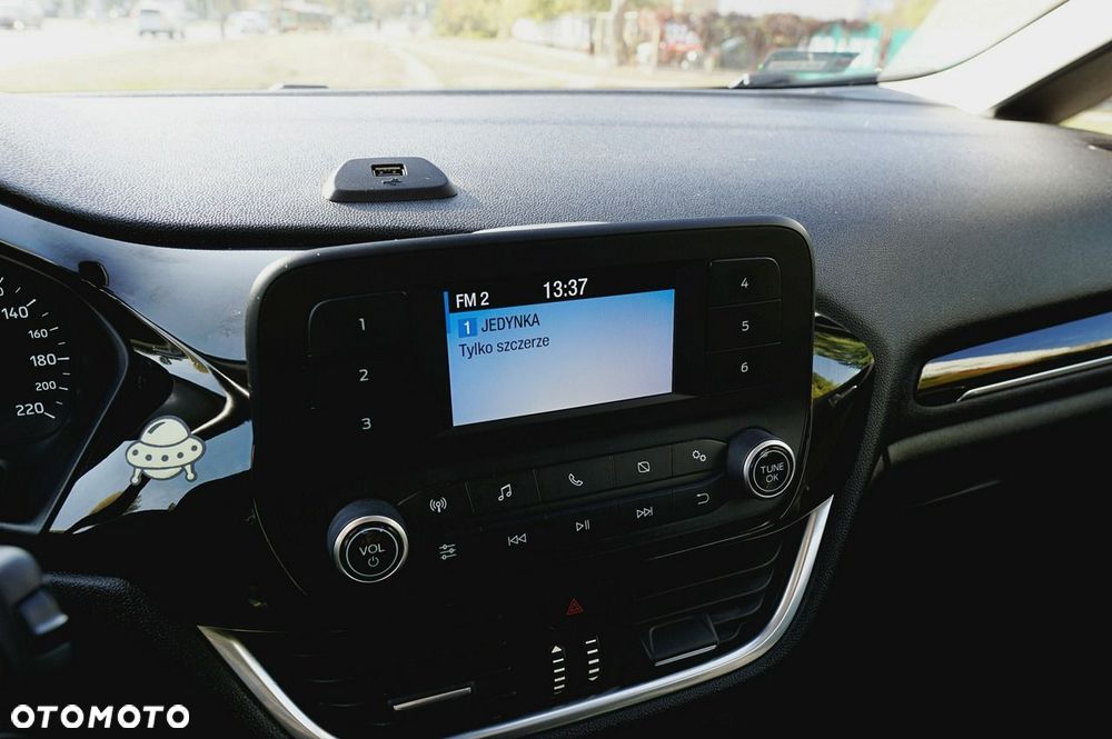 Ford Fiesta 1.1 Trend - 21