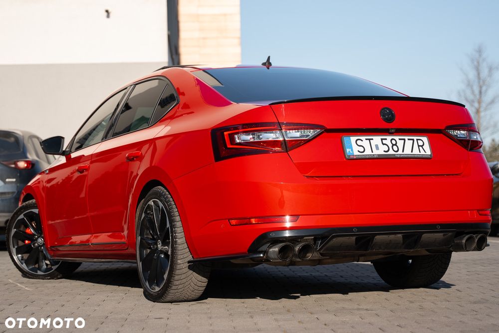 Skoda Superb 2.0 TSI 4x4 Sportline DSG - 16