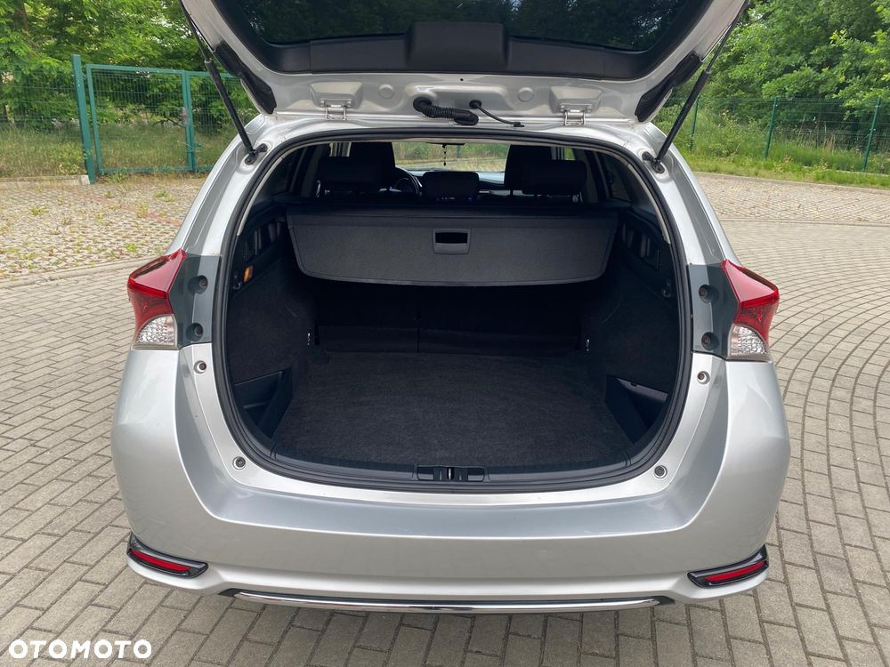 Toyota Auris - 24