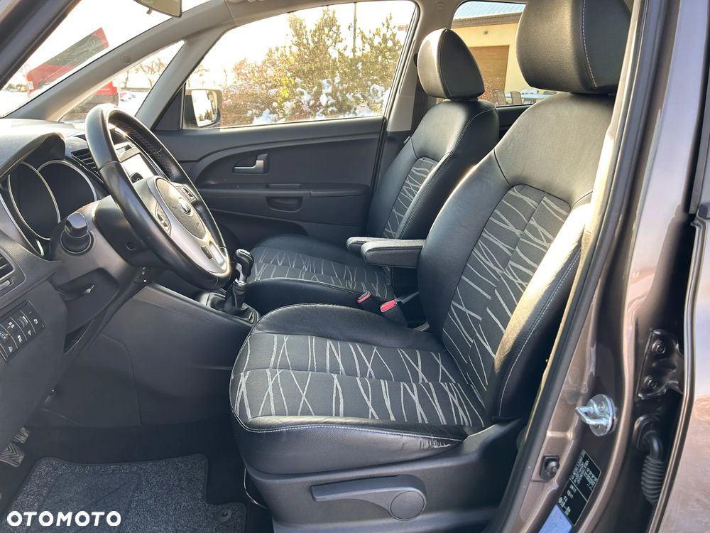 Kia Venga 1.4 CVVT Spirit - 29