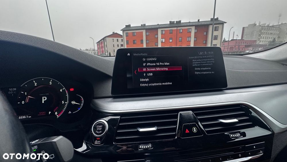 BMW Seria 5 520d Sport Line - 28