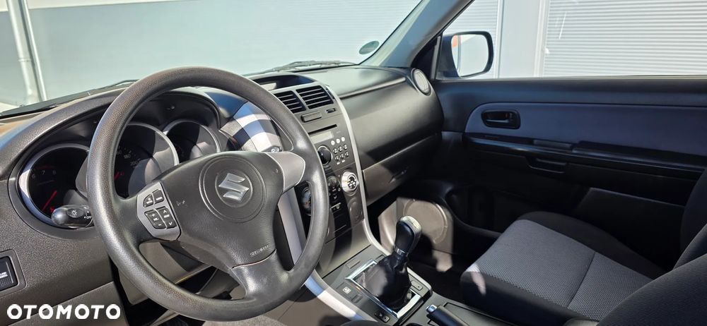Suzuki Grand Vitara 1.6 Comfort - 9
