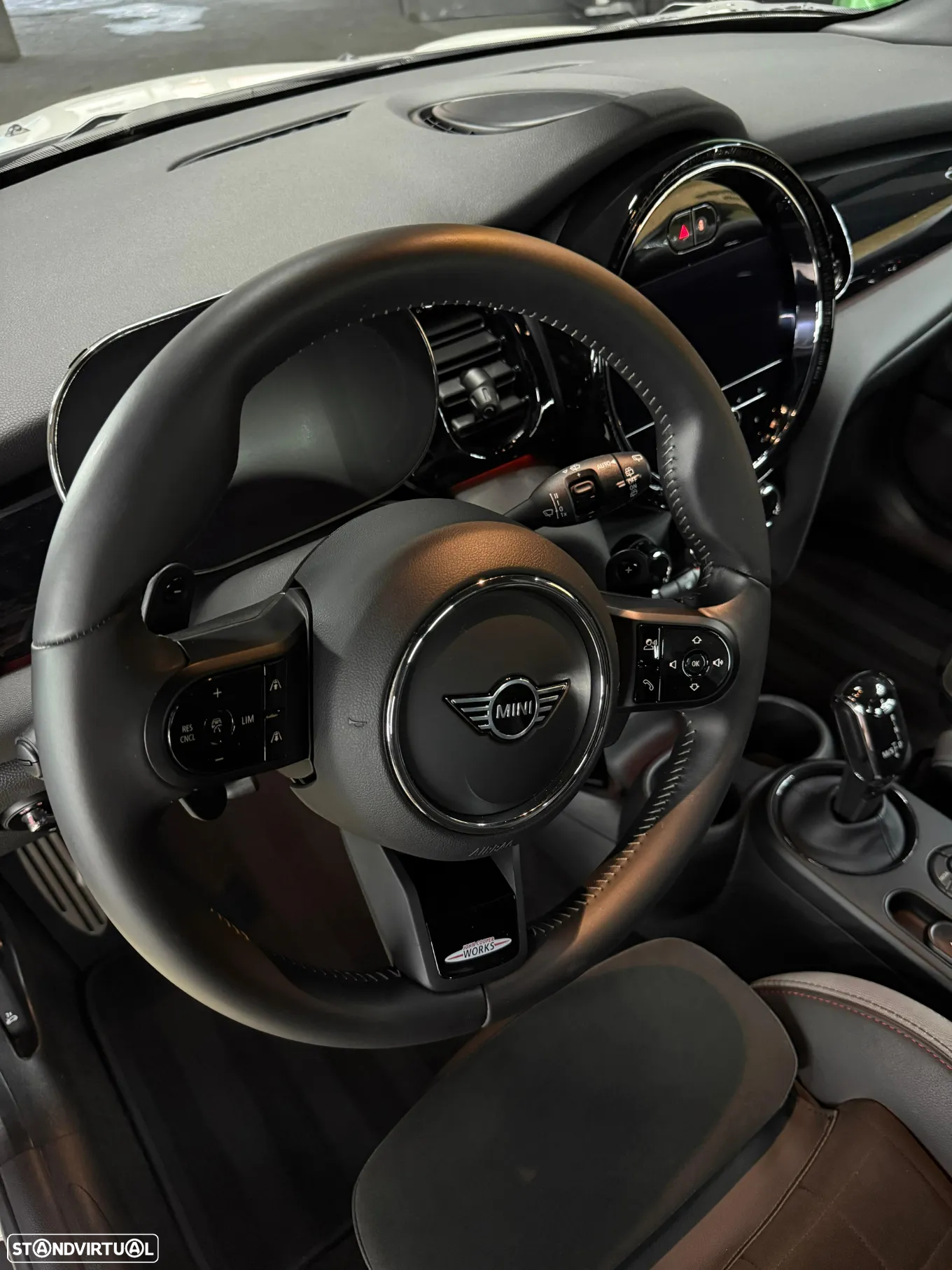 MINI 3 Portas John Cooper Works Plus Auto Desportiva - 9