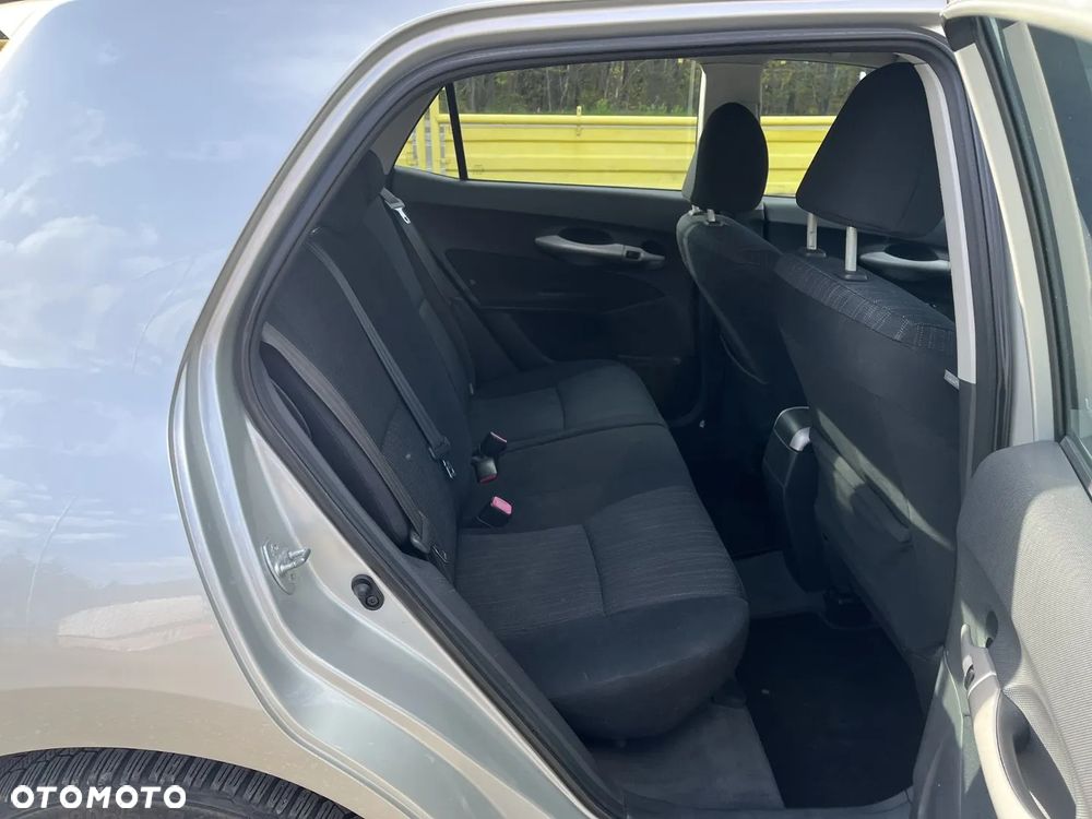 Toyota Auris 1.4 D-4D - 14