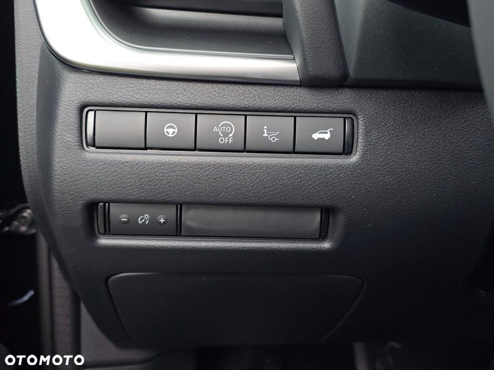 Nissan Qashqai 1.3 DIG-T mHEV N-Connecta Xtronic - 12