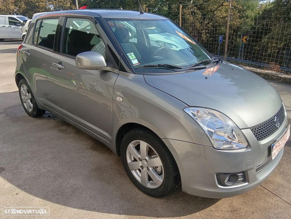 Suzuki Swift 1.3 DDiS Sport - 2