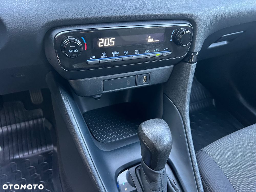 Toyota Yaris Hybrid 1.5 Comfort - 17