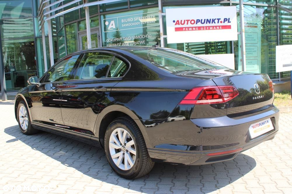 Volkswagen Passat - 7