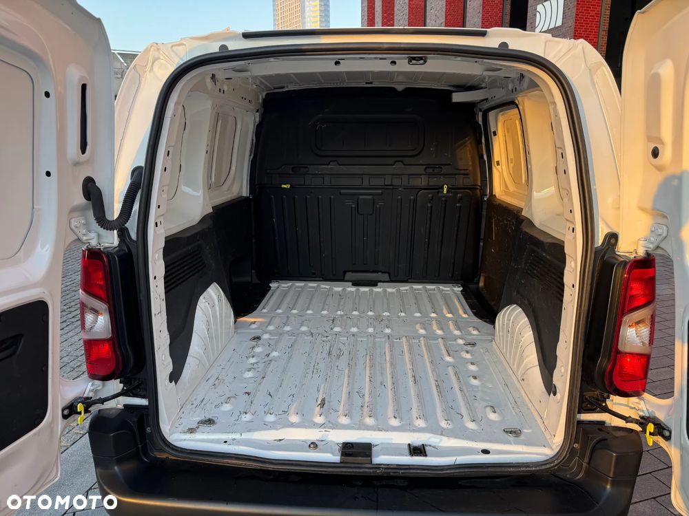 Toyota Proace City - 17