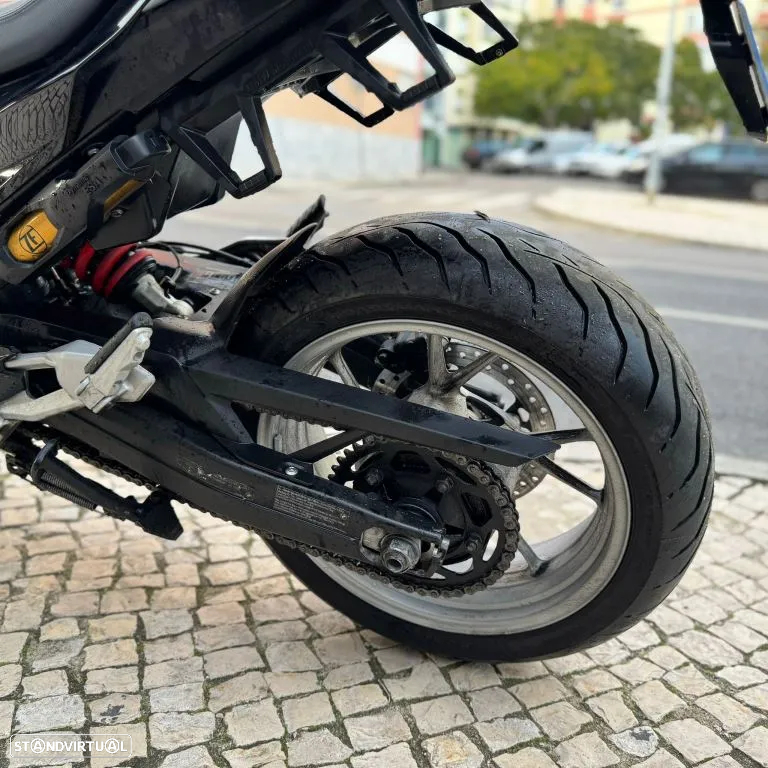 BMW F 900 R - 22