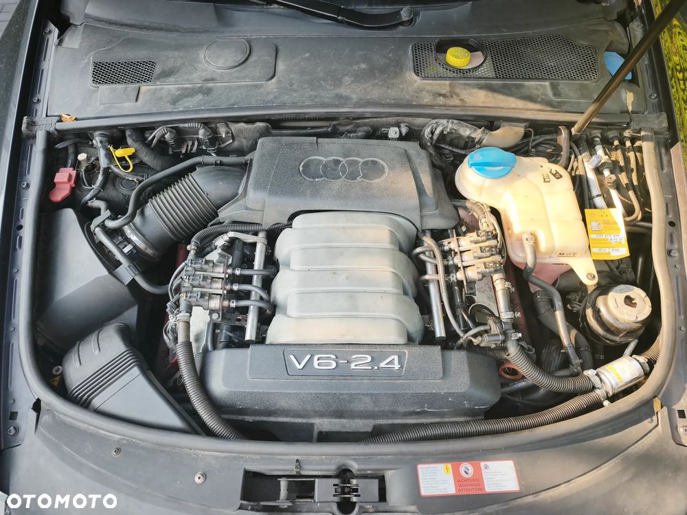 Audi A6 Avant 2.4 Quattro - 2
