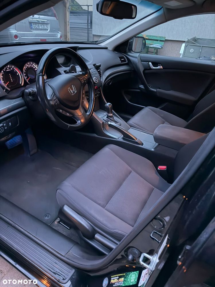 Honda Accord - 4