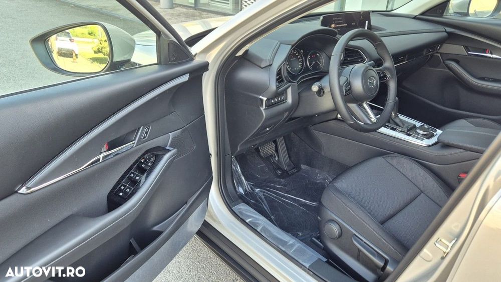 Mazda CX-30 - 12