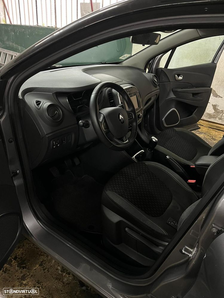 Renault Captur 0.9 TCE - 7