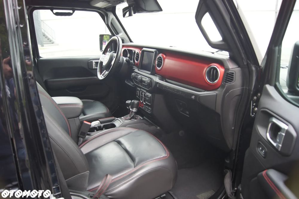 Jeep Wrangler - 23