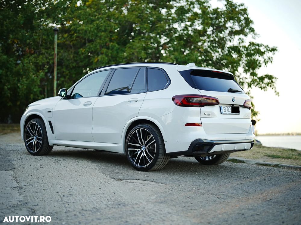 BMW X5 xDrive45e - 10