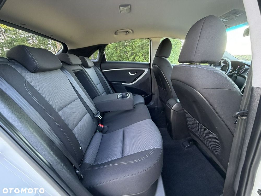 Hyundai i30 - 12