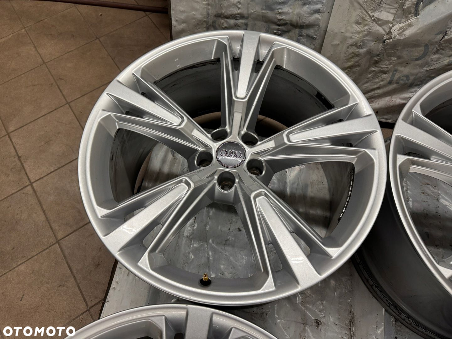 Felgi Audi SQ8 Q8 10J 21cali ET20 204 - 3