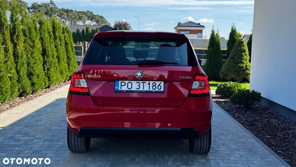 Skoda Fabia 1.2 TSI Monte Carlo - 10
