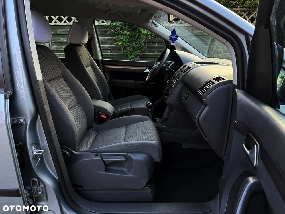 Volkswagen Touran 1.9 TDI Conceptline - 5