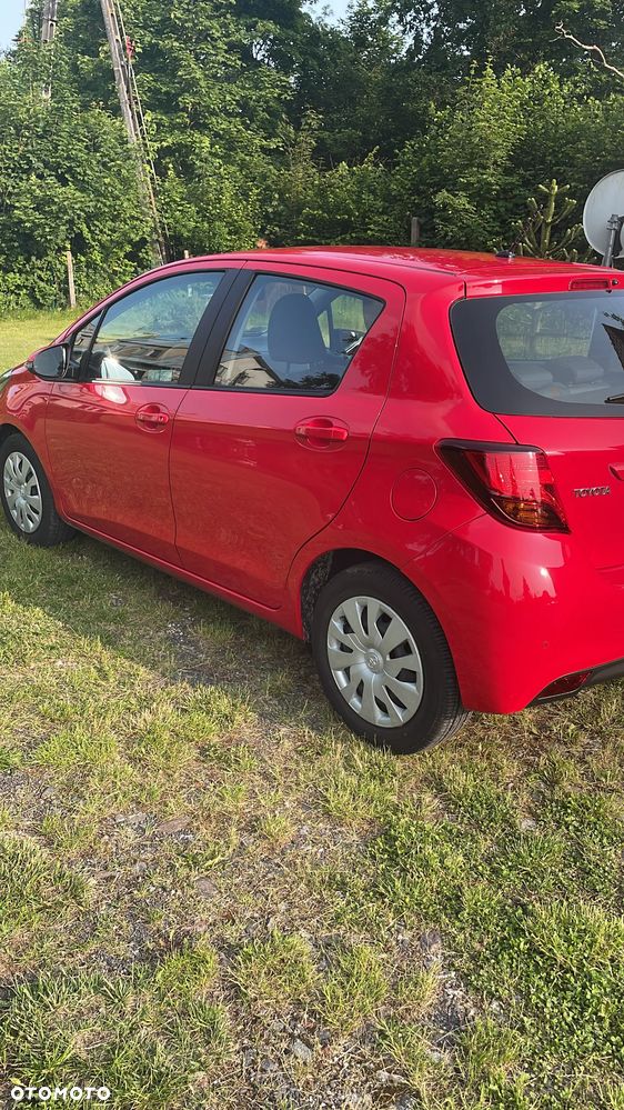 Toyota Yaris 1.0 Premium - 2