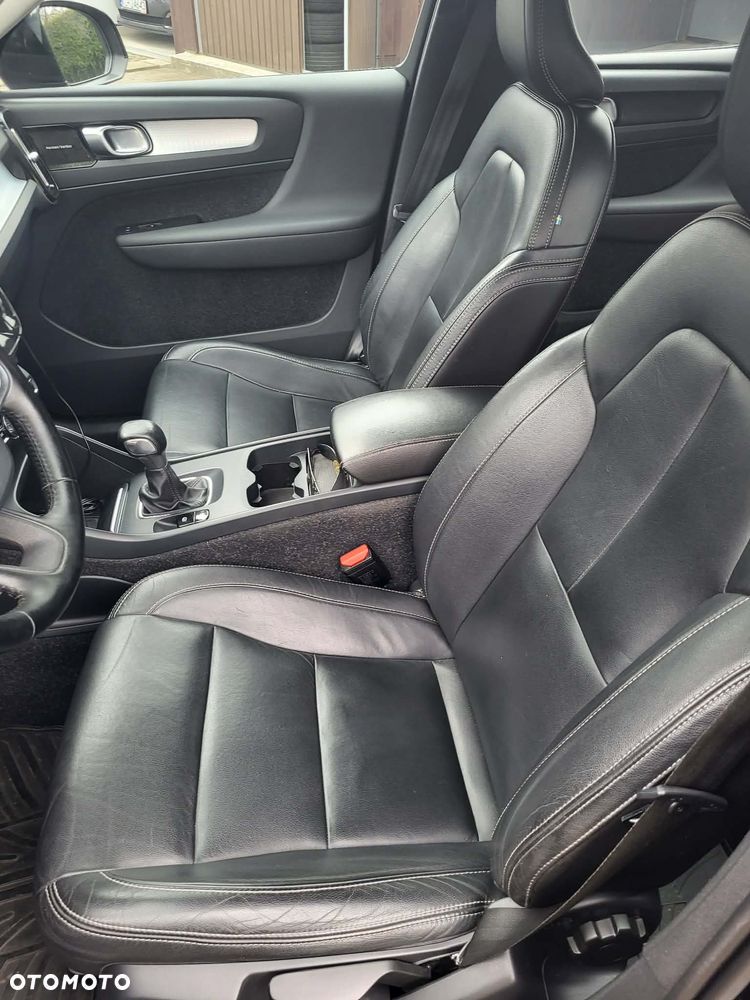 Volvo XC 40 - 6