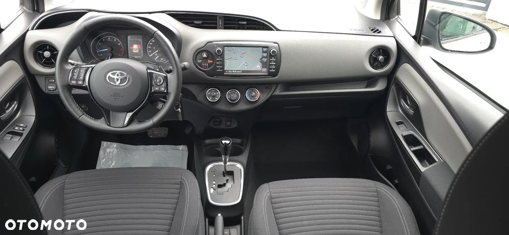 Toyota Yaris 1.5 VVT-iE Comfort - 31