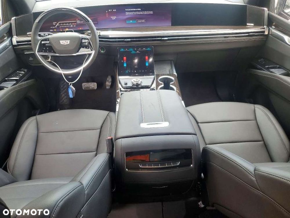 Cadillac Escalade - 10