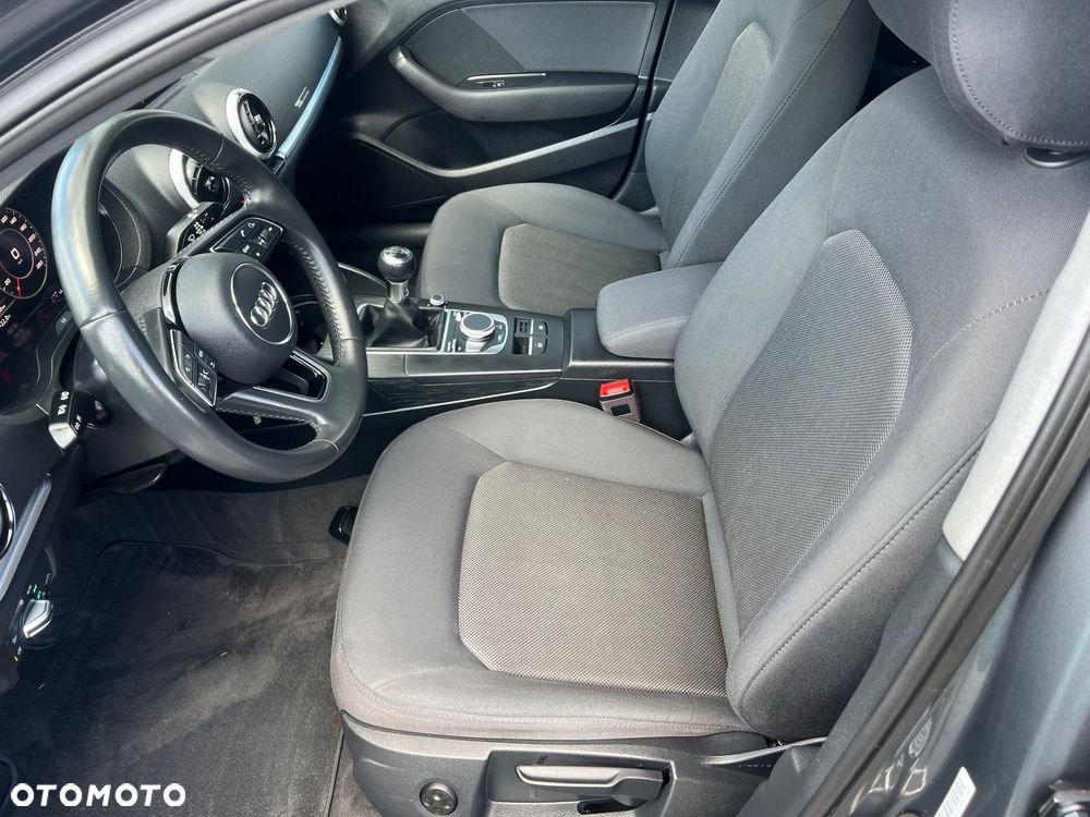 Audi A3 Limousine 1.6 TDI - 13