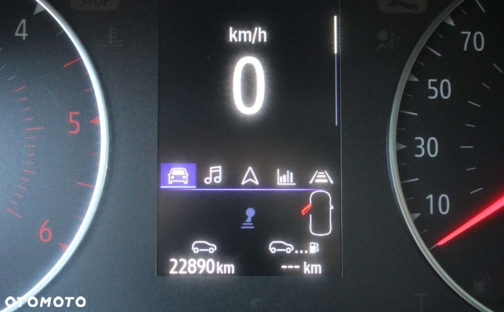 Renault Clio - 10