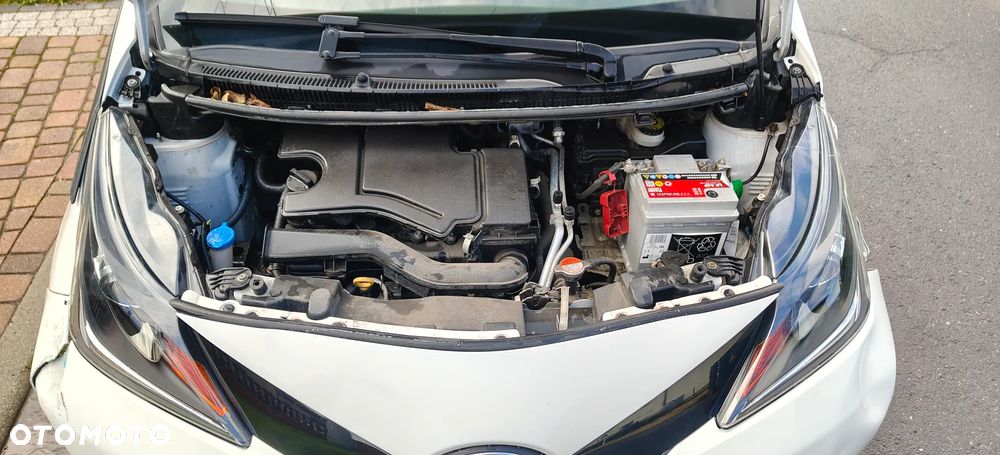 Toyota Aygo x-cite - 13