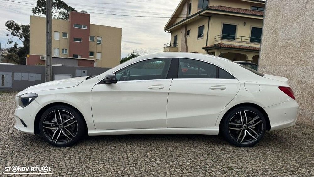 Mercedes-Benz CLA 180 - 4