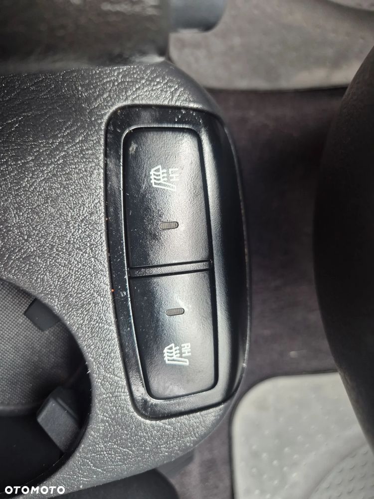Hyundai Tucson 2.0 4WD GLS - 16