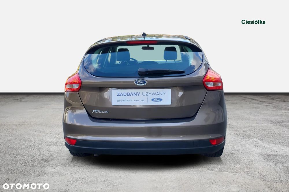 Ford Focus 1.6 Trend - 12