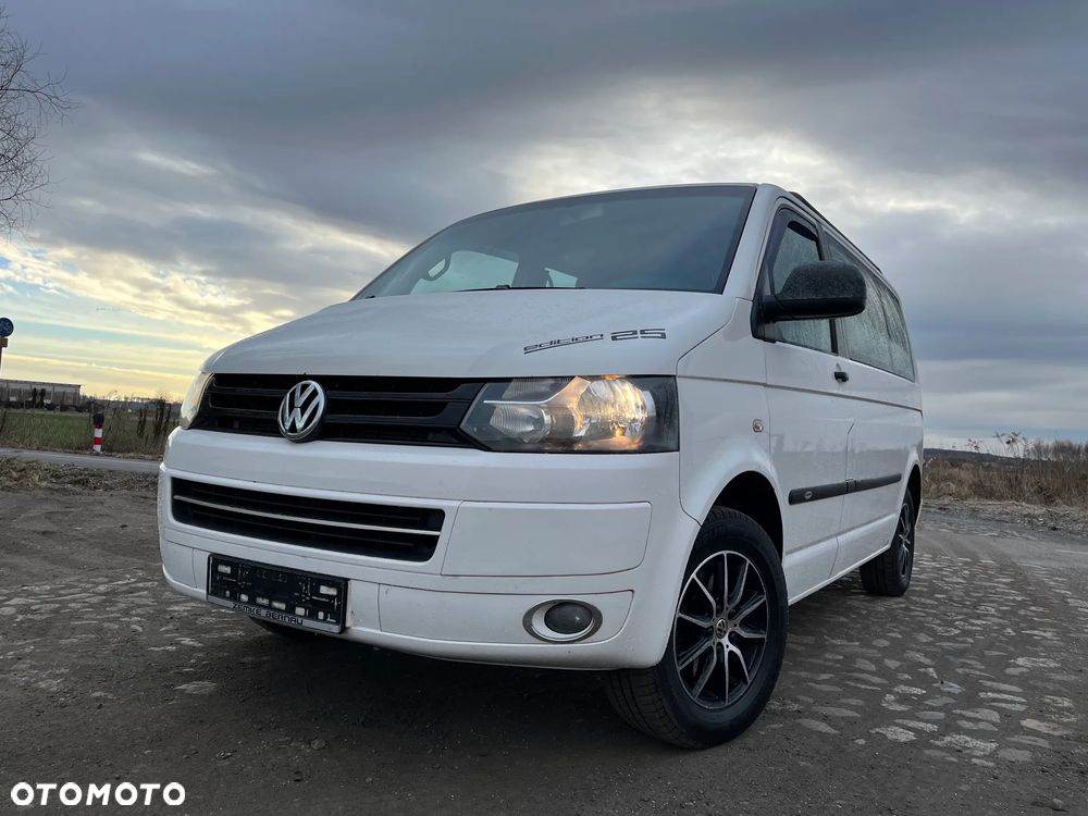 Volkswagen Caravelle - 4