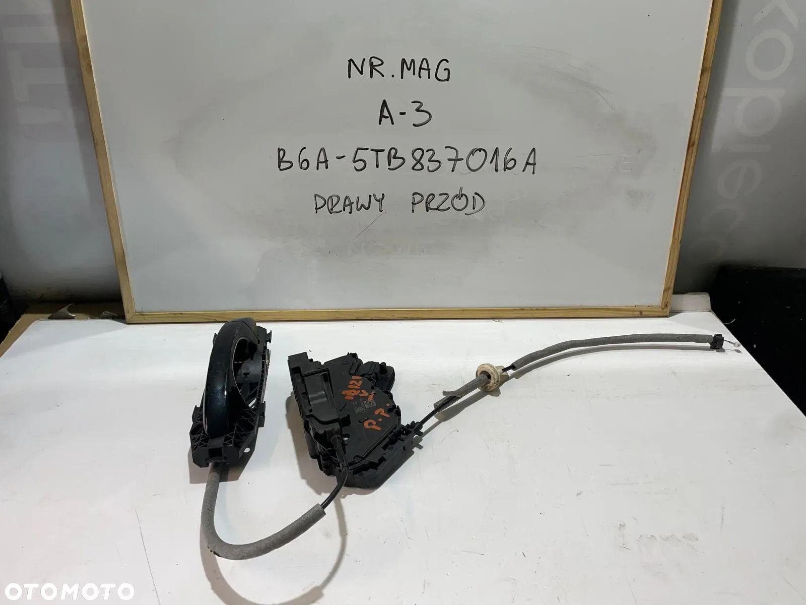 ZAMEK DRZWI KLAMKA PRAWY PRZÓD SEAT IBIZA V 5TA839016E - 1