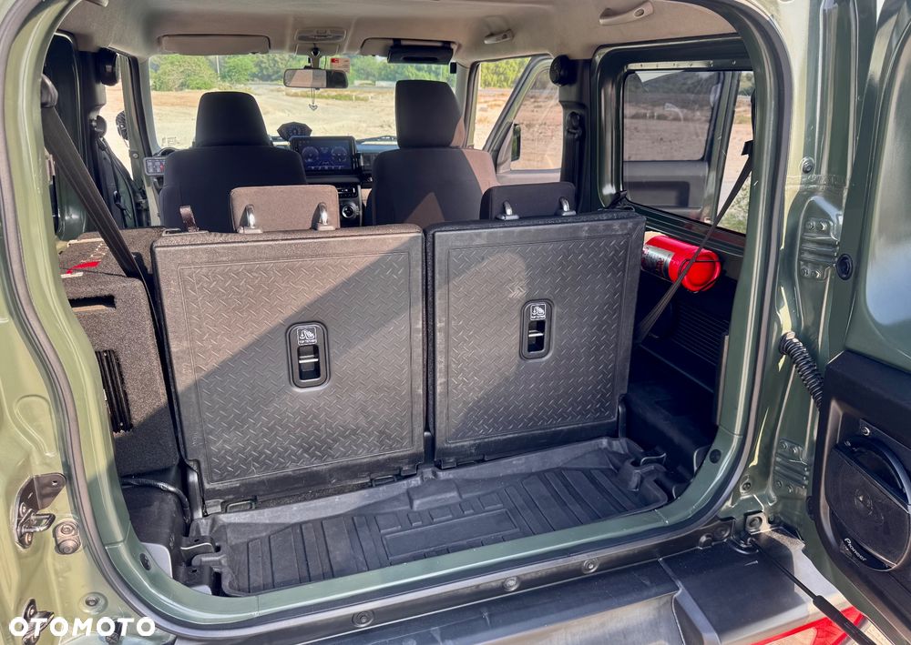 Suzuki Jimny - 16