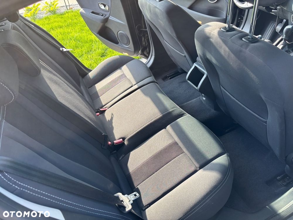 Renault Megane 1.6 16V Dynamique - 22