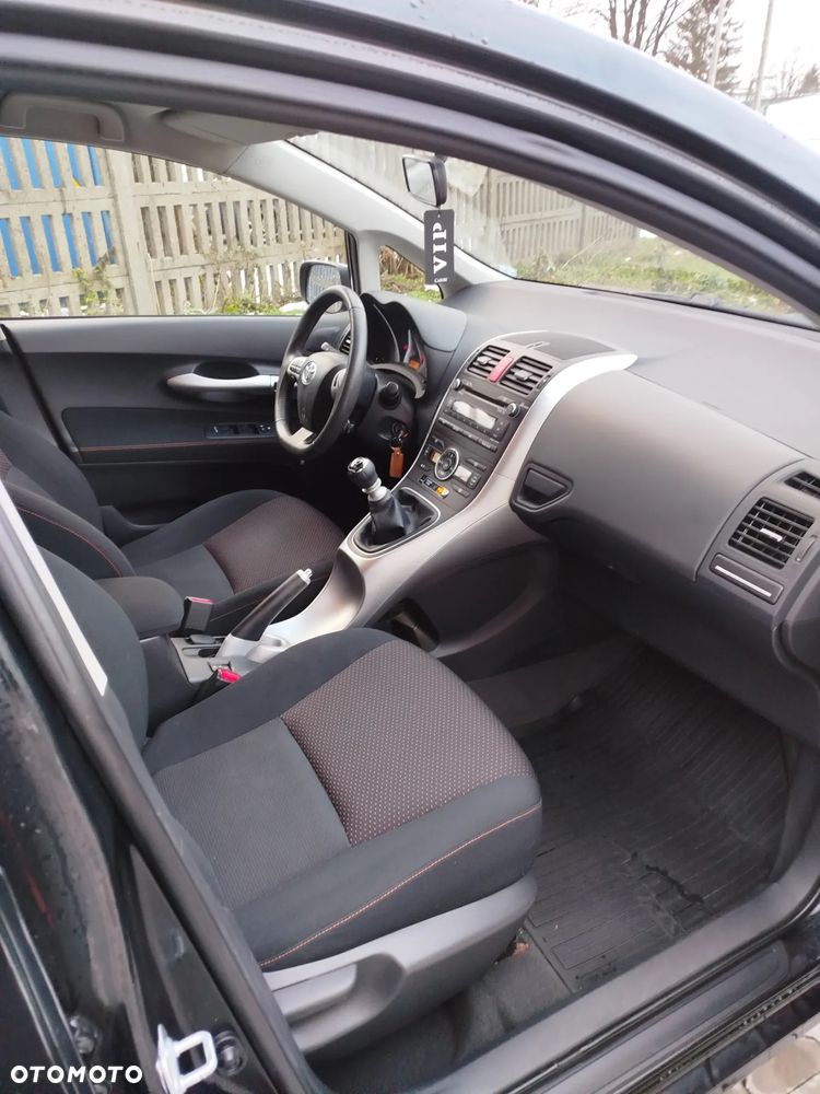 Toyota Auris 2.0 D-4D - 6