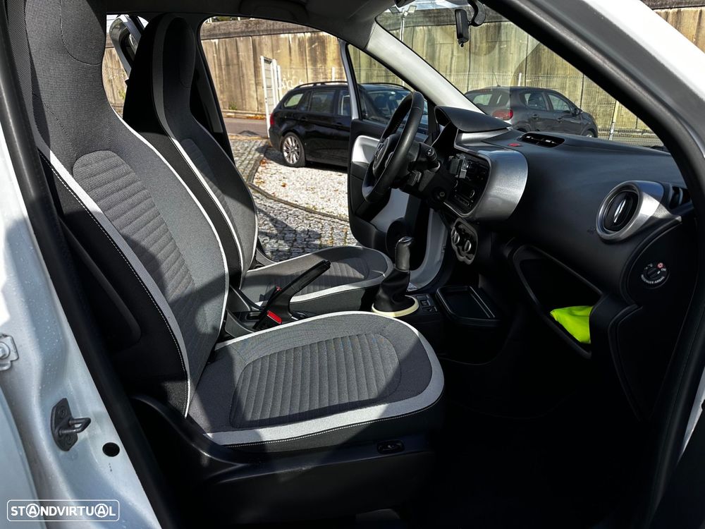 Renault Twingo SCe 70 S&S LIMITED - 13