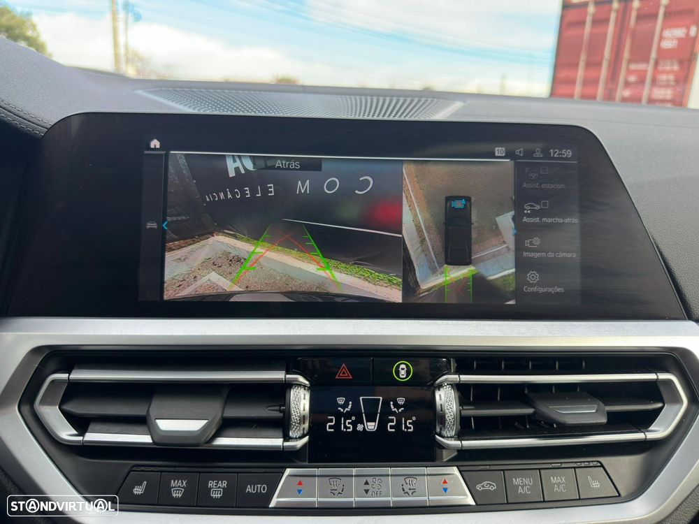 BMW 330 e Aut. Luxury Line - 44