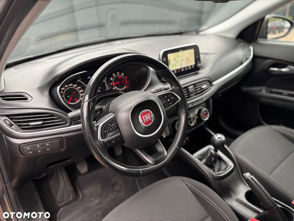 Fiat Tipo 1.4 T-Jet 16v Sport - 15