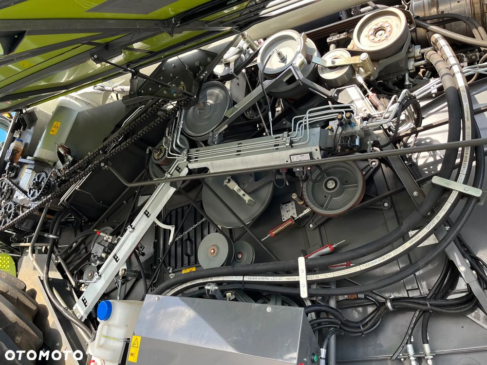 Claas TRION 650 - 17