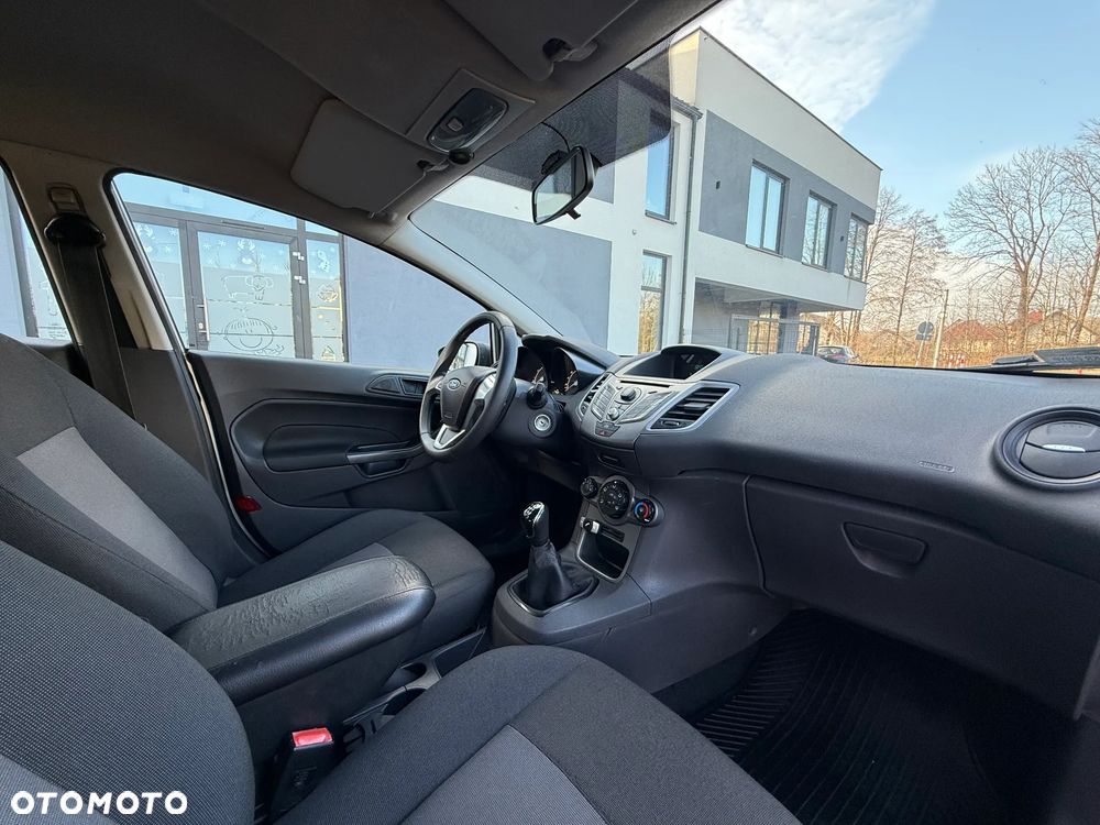 Ford Fiesta 1.25 Silver X plus - 23
