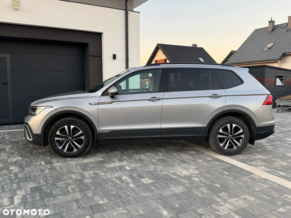 Volkswagen Tiguan - 12