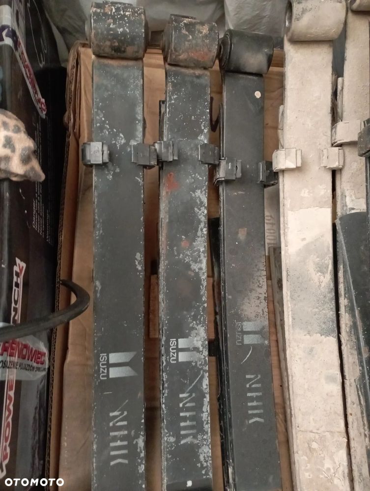 RESORY resor tył ISUZU D-max II i III 1,9 i 2,5d NOWE - 10