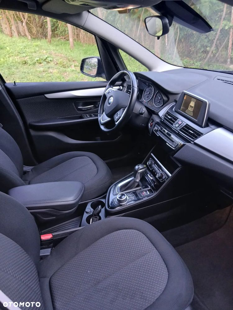 BMW Seria 2 218d Sport-Aut - 10