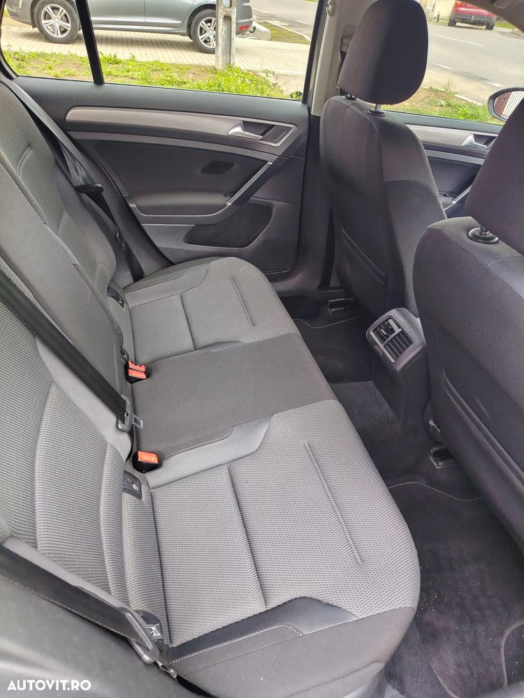 Volkswagen Golf 1.6 TDI DPF Trendline - 5